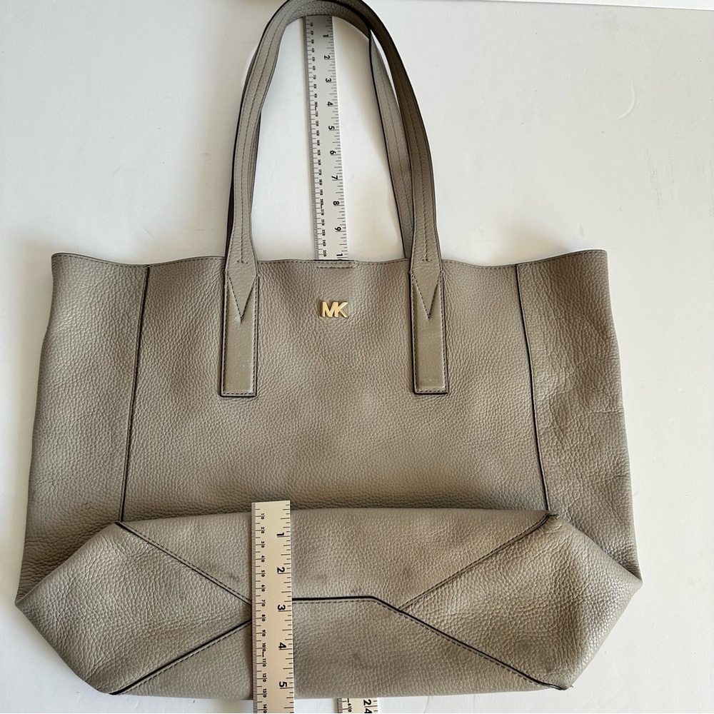 Michael Kors Pebbled Leather Tote & Wallet Set Taupe Gray - Picture 11 of 12